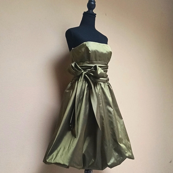Olive Satin Strapless Bubble Dress W/ Sash Size 8 Homecoming Prom Formal Event - Picture 1 of 11